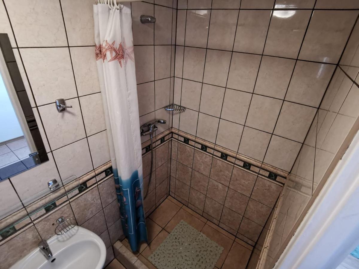 Pokoje Goscinne U Aleksandry Hel Exterior foto