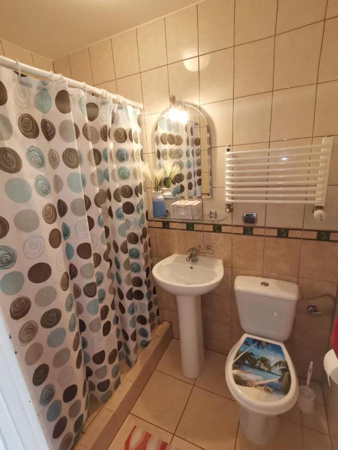 Pokoje Goscinne U Aleksandry Hel Exterior foto
